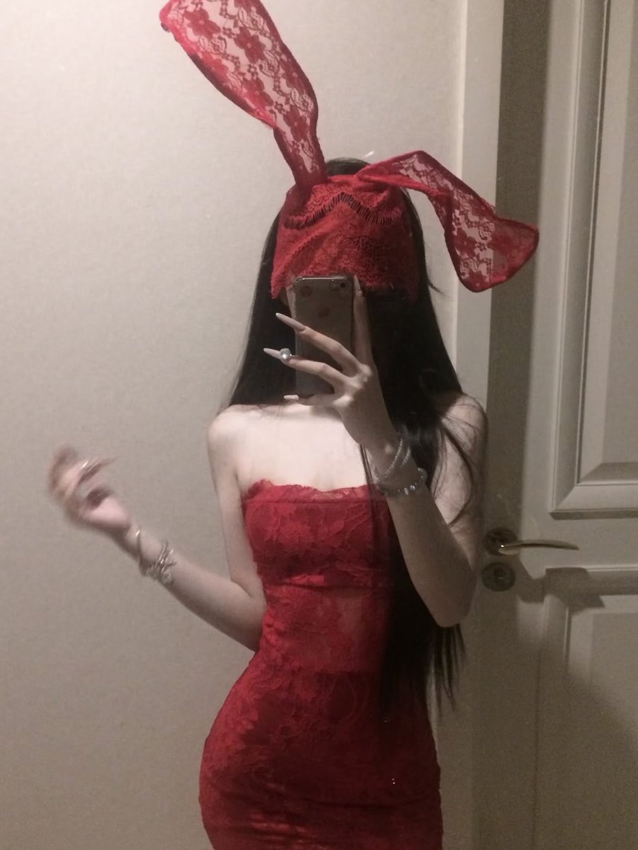 B4K3R2's tweet photo. 本人女生，03后，#女大  找个男搭子，不要口嗨，不要聊骚，真诚约好时间地点。 #喝茶 #同城交友 #上海 https://t.co/Elkf4ymcRR