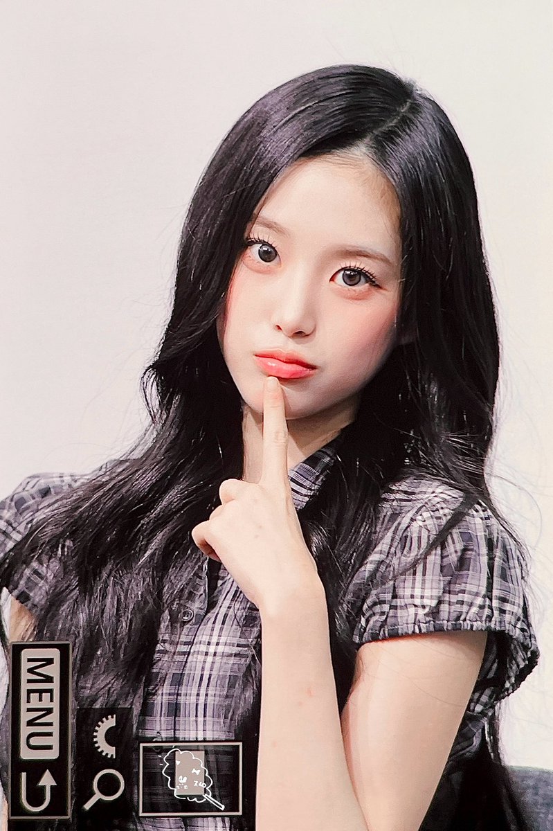 wavv24's tweet photo. 260920 🐰🫳🏻🫳🏻🫳🏻

#tripleS #트리플에스 
#지연 #JiYeon #지서연 https://t.co/aN0kCuFEth