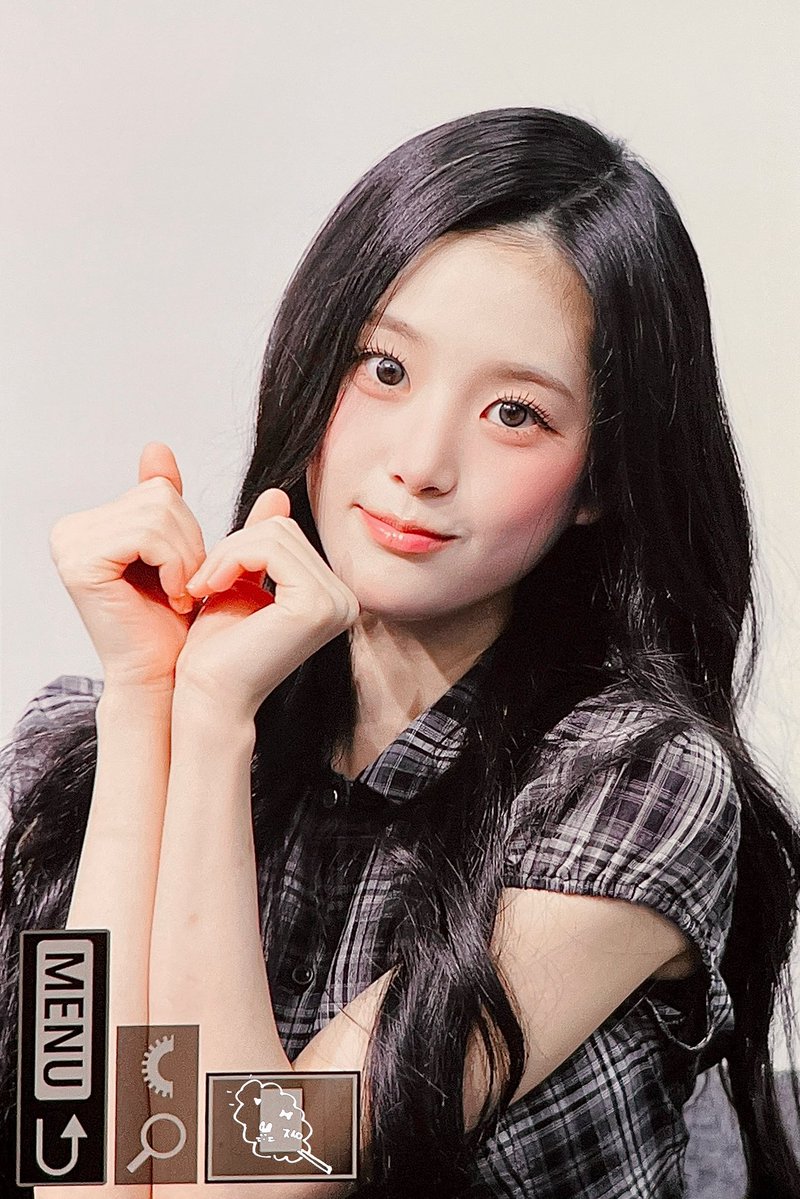 wavv24's tweet photo. 260920 🐰🫳🏻🫳🏻🫳🏻

#tripleS #트리플에스 
#지연 #JiYeon #지서연 https://t.co/aN0kCuFEth