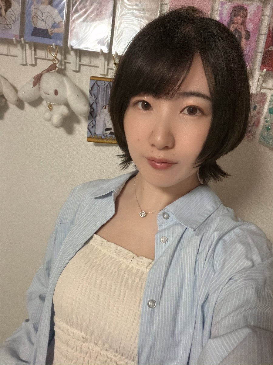 ruka_blanche's tweet photo. ビフォアフ〜！！髪の毛バッサリやってきたよ https://t.co/Z5BwhrIGgo