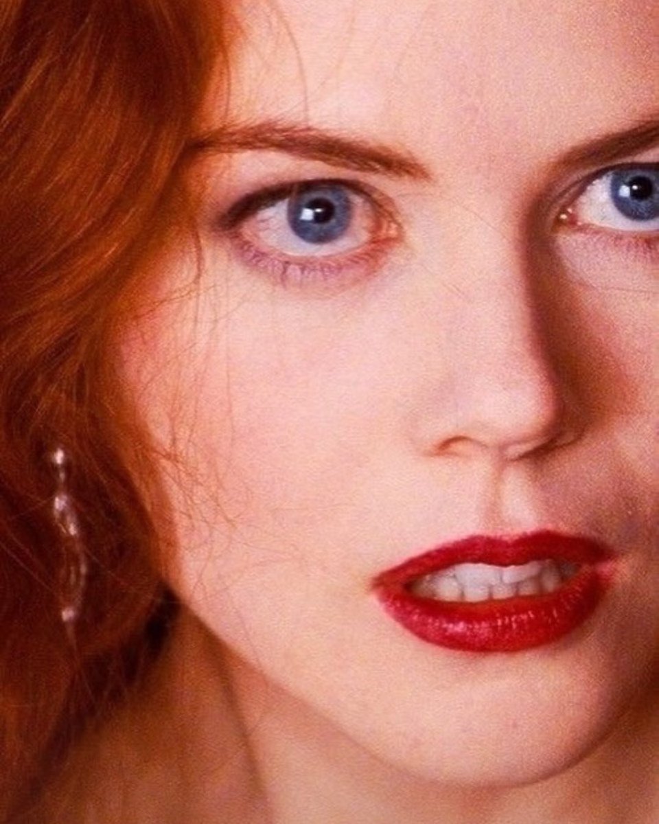 timeculture's tweet photo. É impossível falar de “Moulin Rouge” sem lembrar da Nicole Kidman como Satine. O filme podia ser completamente exagerado, colorido e teatral, mas ainda assim ela conseguiu fazer a personagem parecer real. https://t.co/YQrtaOl2pu