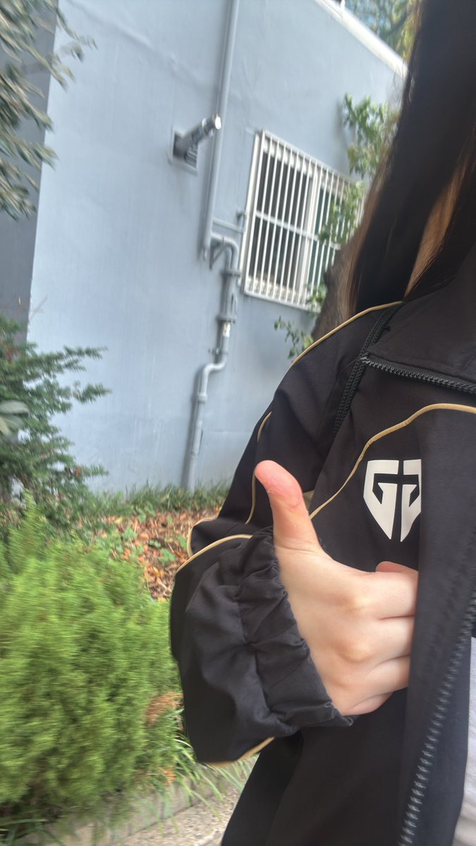 rhsqn7's tweet photo. 오늘은 아겜보러가욧… https://t.co/i9EoAYJQGc