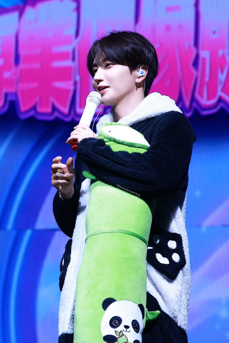 Miaomiteuk's tweet photo. 2609190SUPER JUNIOR-83z fancon [1983] IN Macau
Super Panda🐼
#LEETEUK #이특 
#83line #83z 
#利特 
#superjunior
@special1004 https://t.co/YhlkyVDT9S