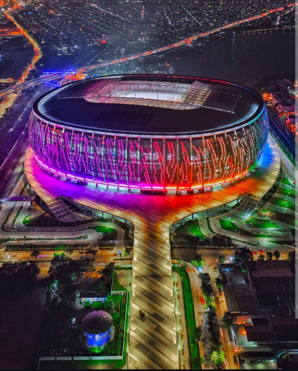 Coup_dEtat5's tweet photo. #BIGBANG's XX:COSMOS WORLD TOUR AT JAKARTA INTERNATIONAL STADIUM IS COMPLETLY SOLD OUT! https://t.co/SjyvL9EX0Z