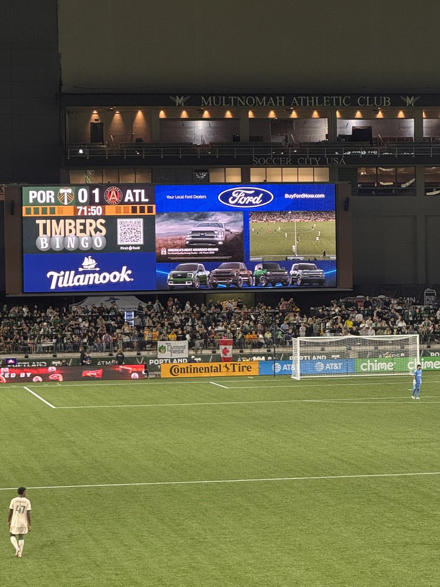 Free_Dangergoon's tweet photo. Why the fuck is there ads during play on the video board @TimbersFC?? Cut this shit out or else #RCTID https://t.co/SiPeqjfi3l