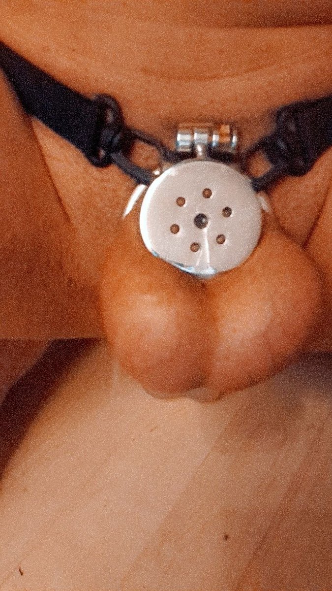 Shadowehunt's tweet photo. @UrFavKeyholder Leaking clit🤤🤤😍 https://t.co/JpLbbIfyMw