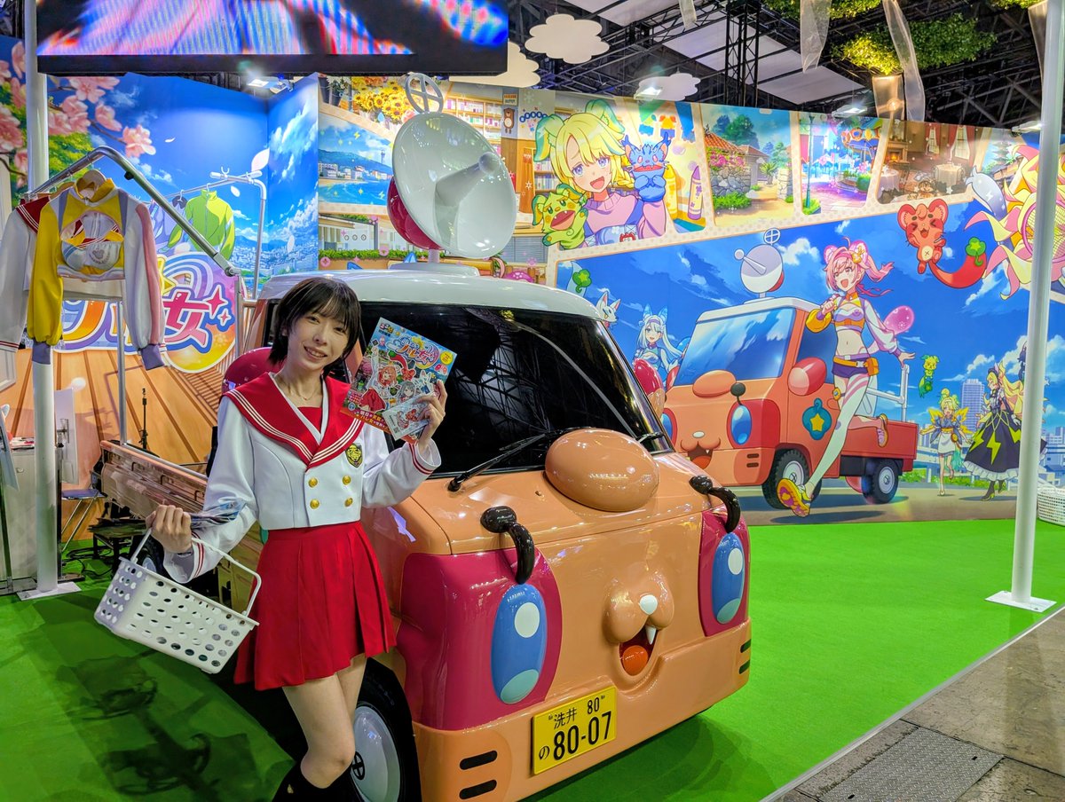 HIRO_AXLE's tweet photo. 昨日行った、TGSのゲームフリークのブース【雨のちハレ女】が、世界観に合わせた雰囲気で良かったです！細部にまでこだわりがあって良くできてました。コミケっぽい冊子も良い！ https://t.co/JjCrdJfUi5