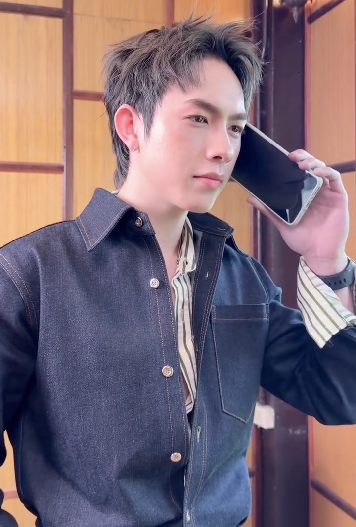 bloominmyblue's tweet photo. อันดับ 1 คนที่เหมือนพี่ชาวีในด้านการแอ็ค ONGLEEHANDSOMANDCOOL https://t.co/ekpfCDQ4Qp