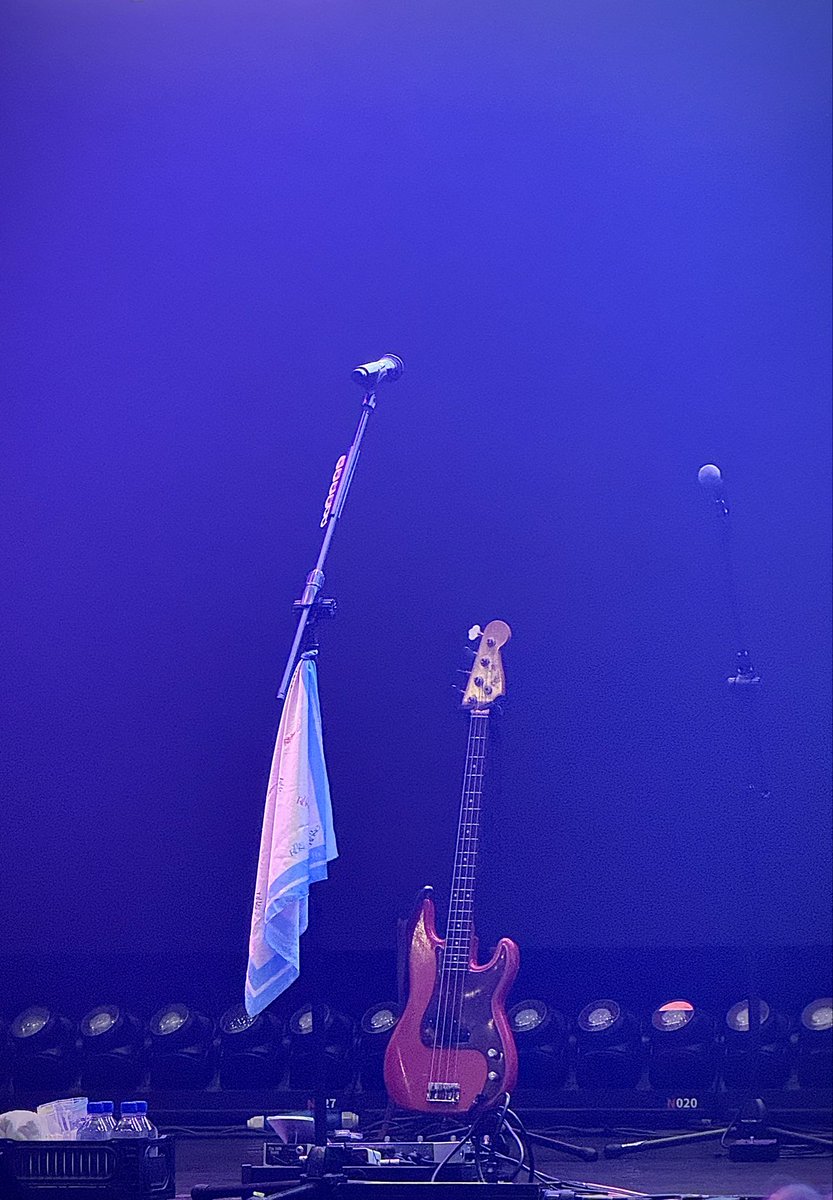 bloomingdiary_'s tweet photo. 20260919 ROSETOPIA in KAOHSIUNG

🥁🎸🎹🎤

#TheRose #더로즈 #Rosetopia 
#김우성 #박도준 #이하준 #이태겸 https://t.co/KUgGrzlN42