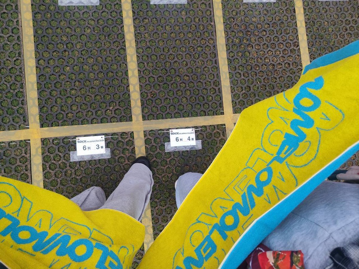 onlyatnight_04's tweet photo. ロッキン(9/19)
ノーメロの席めっちゃ前で盛り上がりやばかったし、ずとまよのアレンジがほんとに好きすぎてほんと最高だった！！

muque、チコハニ、ハンブレもぶっ刺さったからおすすめの曲あったら教えてほしいです︎🙌🏻

体調悪くてずっとは楽しめなかったからリベンジしたいな！ https://t.co/4MSckuMZXP