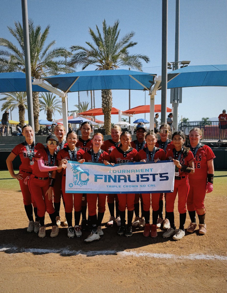 LilRebelsRCBall's tweet photo. Finalists at the @TCSFastpitch 14U Fall Classic! First tournament as an official 14U team and battled all weekend in Cali! @LineDsoftball @ExtraInningSB @SoftbalAmerica @SBRRetweets @LilRebelsRC @TopPreps https://t.co/UwwNcE95rc