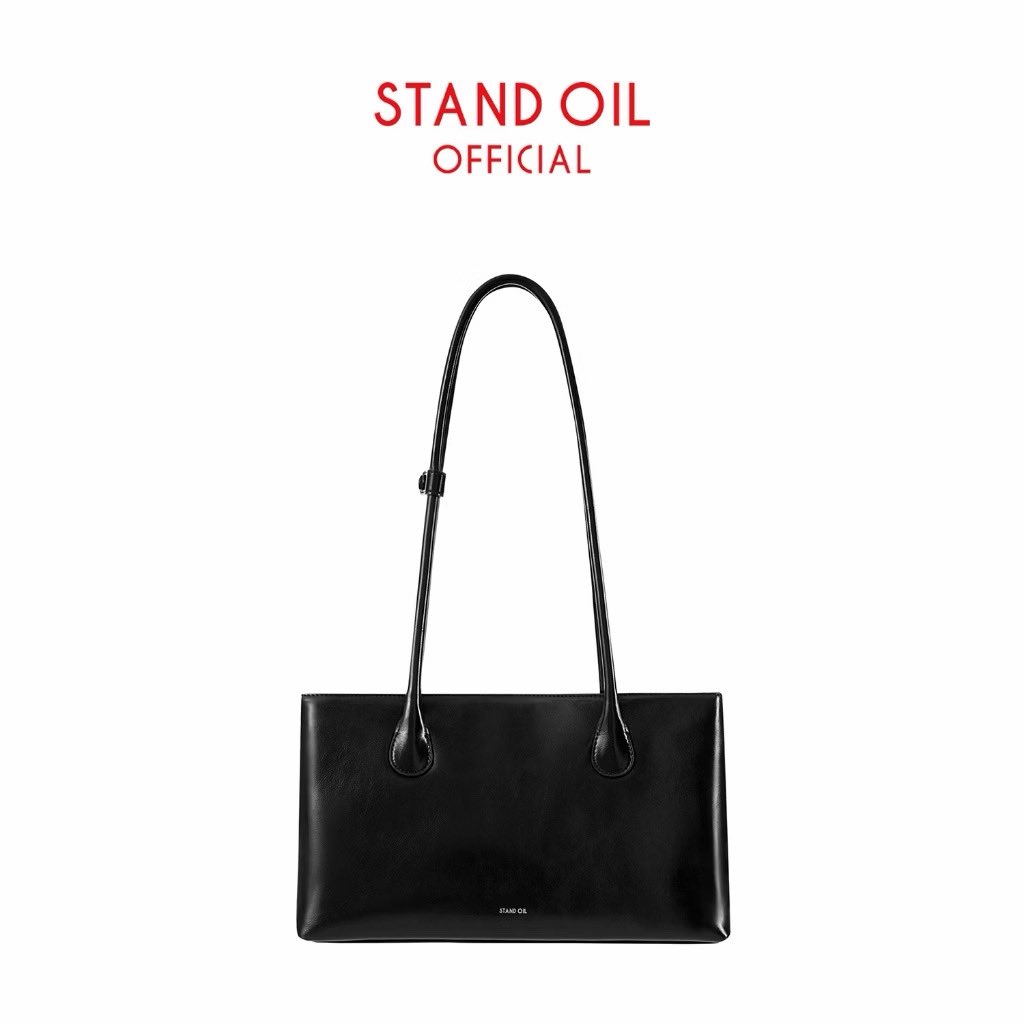 wwinterina's tweet photo. #ส่งต่อ stand oil Square Low Bag
สี Black 
🤍ราคา 1,550 ส่งฟรี  
 สภาพใหม่มากๆ ใช้งานไปไม่กี่ครั้งหรือทักมาขอดูเพิ่มเติมได้ค่ะ 

#standoil #standoilthailand #standoilth #ส่งต่อstandoil #standoilส่งต่อ  #standoilมือสอง https://t.co/r99jrAuzUD