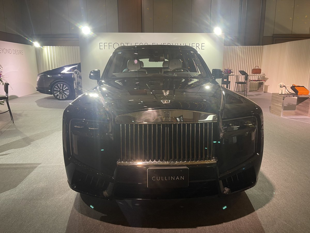 ruon0901's tweet photo. ロールスロイス https://t.co/dLVL7qKBRu