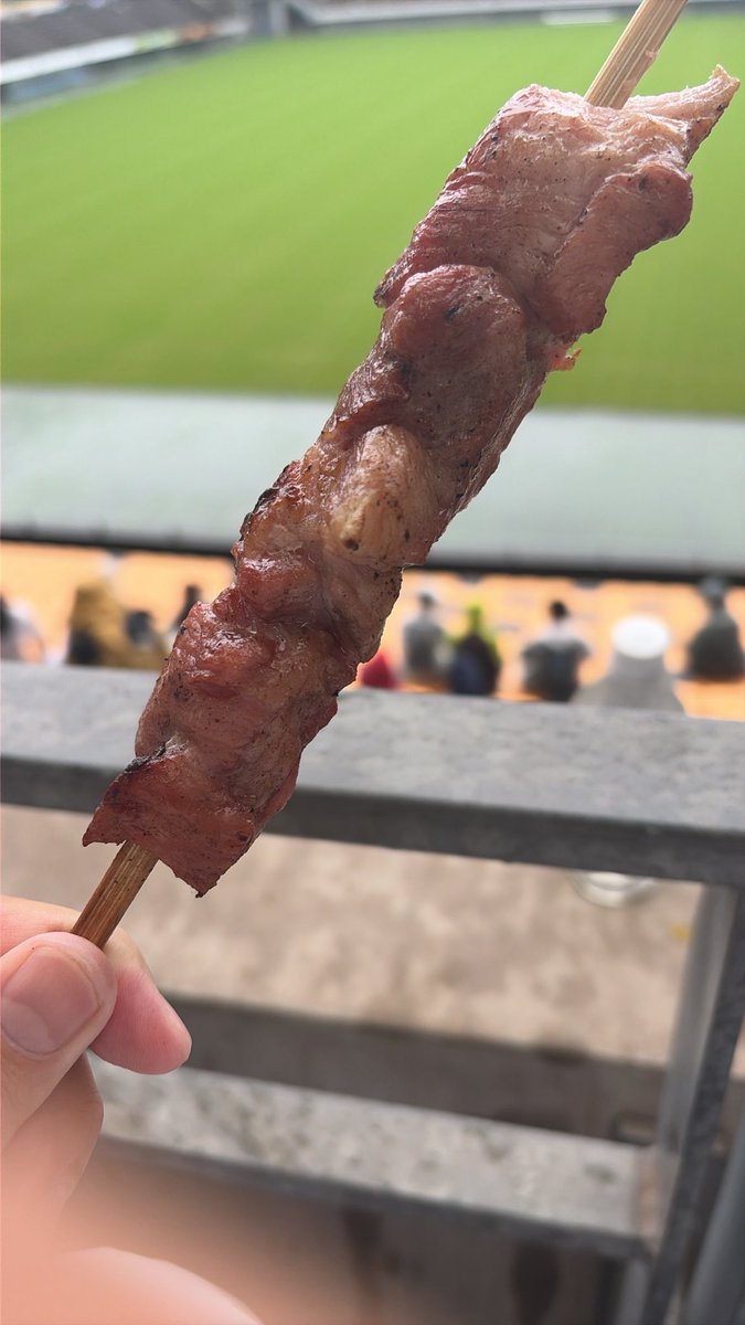 vuyuaryuseei's tweet photo. ソノダマンはこんな美味いの食べてたんか

#ROCKINJAPANFES2026
#RIJF2026
#RIJF
#ロッキン2026
#ソノダマン
#ハム焼き https://t.co/EFxl8fbQT7