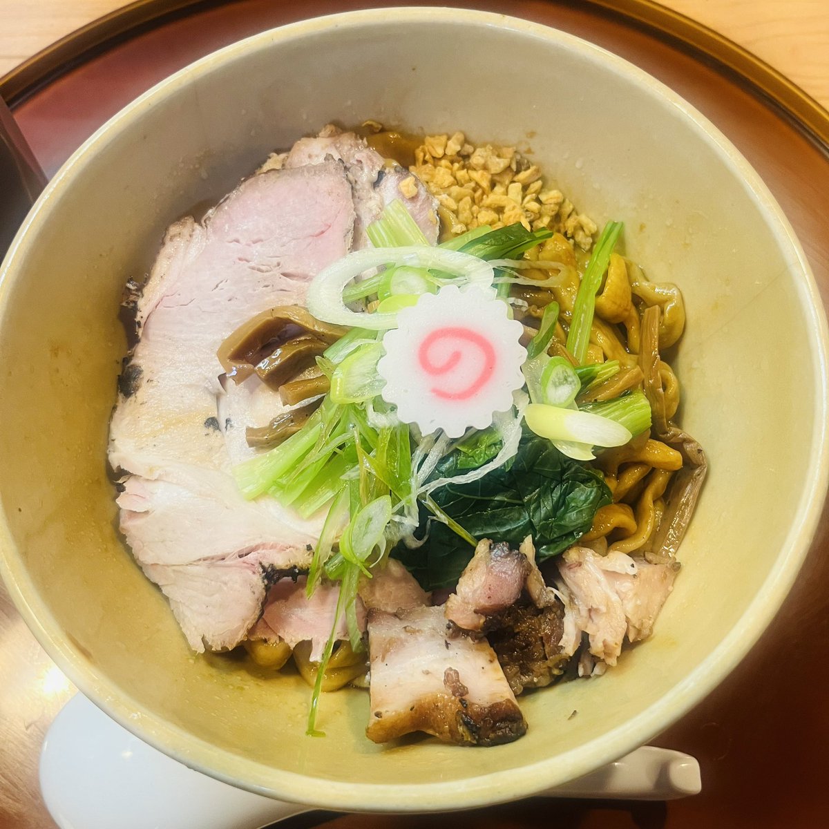yszp1430nl's tweet photo. Aware → 松尾製麦
宮城で仙台二郎しか食ってないから
恋しいawareへ
伊藤さん「何してるんすか笑」
そのまま松尾製麦へ
味噌が限定なのはわかってたけど、
左上の法則で行ったら、
隣の冷ましチャーシューも限定でした。
でふぉ食べにもう1回いかな。
美味しかったー https://t.co/ankfxJNx30