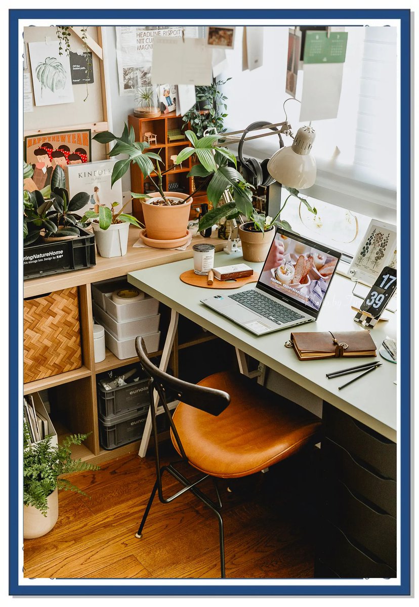 IdaFitr00607369's tweet photo. Transform my cluttered desk into a cozy, productive corner in 10 mins—small potted plant, cable organizer and a cute lamp make all the difference! https://t.co/D3ca2WIPzr