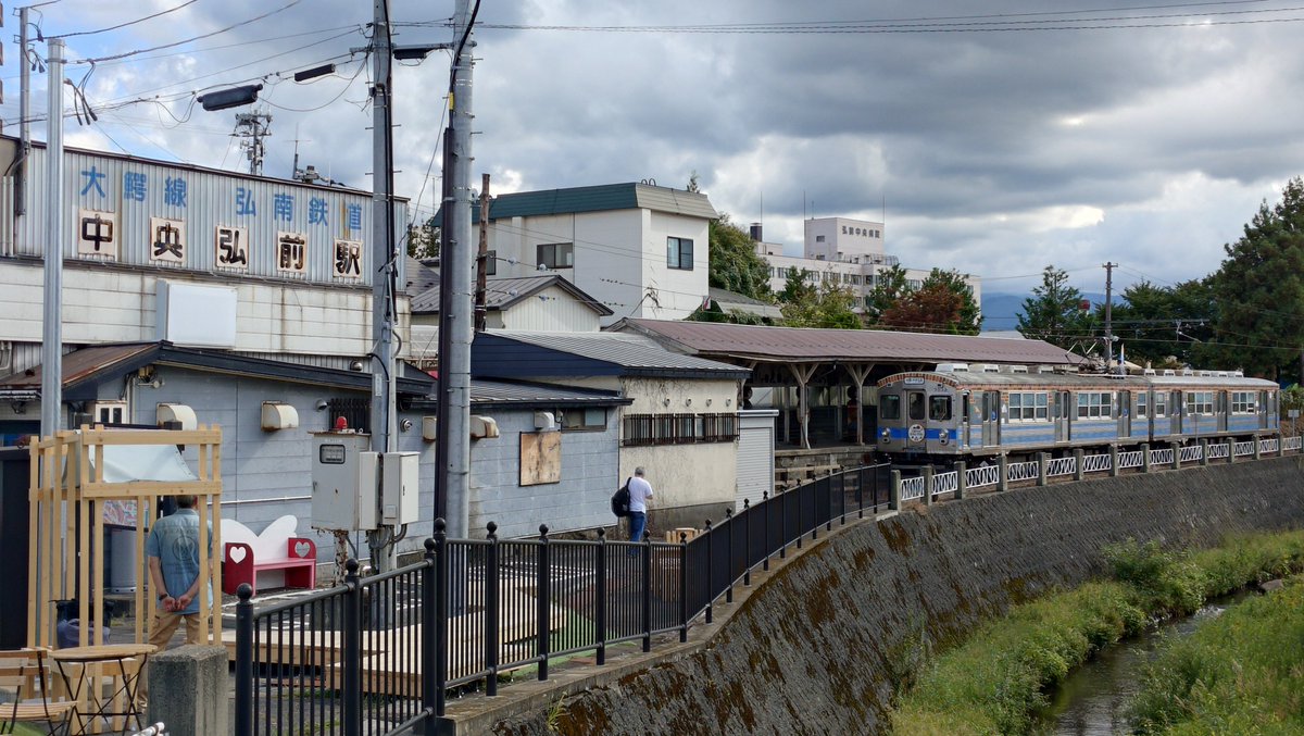 Shachokei6775's tweet photo. 土手町あたりをぶらぶらしてみたら賑わっておりました😁 https://t.co/GOr3DCSTiJ