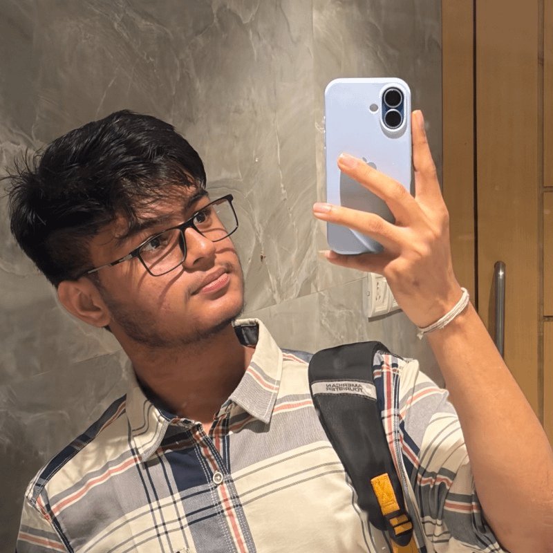 goyangi_jegukk's tweet photo. How much do you wanna bet he was a quotadhari despite clearly being from a financially stable background?
iPhone in hand and his father could afford a lawyer on such a short notice. 

Next Hisaab Chukta law: cheating permitted exclusively for soshit vanchits. https://t.co/3Tj3bxmY6G
