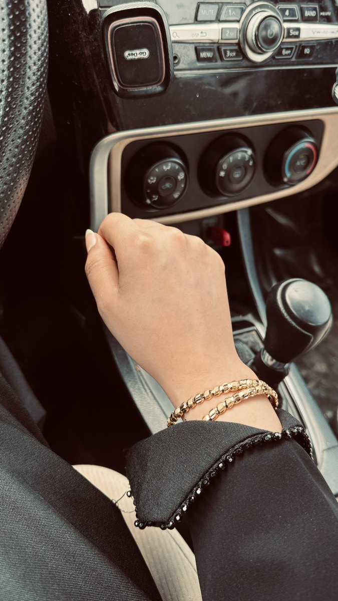 asssalh144's tweet photo. بناجري 😭❤️❤️❤️❤️
اي نعم انا اغنى وحده بالعالم
يارب لك الحمد حتى ترضى ولك الحمد اذا رضيت ولك الحمد بعد الرضا شعور الشيء من تعبك لذيذ❤️❤️🥺. https://t.co/404yjjfsaU