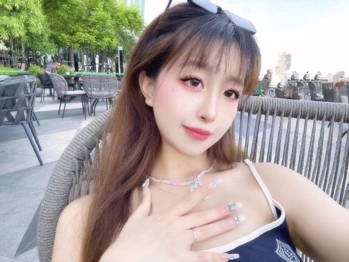 shipin188's tweet photo. 月生活费多少：8000
分几次给生活费:2次
自我介绍加分项：听话 性格好 皮肤白。床上懂得提供情绪价值，下面紧 不越界
介绍飞:7888  三冬暖(A)
👩🏼‍⚖️👩🏼‍⚖️MM全部有微信视频认证！
💋bao养 订金100U 抵扣介绍费💋
联系飞机客服： @Ang7278 https://t.co/m3z3odywCN