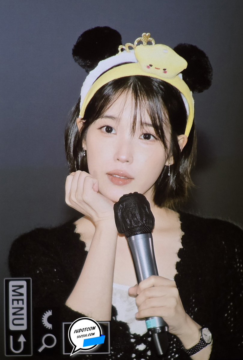 IUdotcom's tweet photo. 260920 아이유 골든아워 콘서트 무대인사 직찍 2 #iu #아이유 https://t.co/hhRvFs9e5j