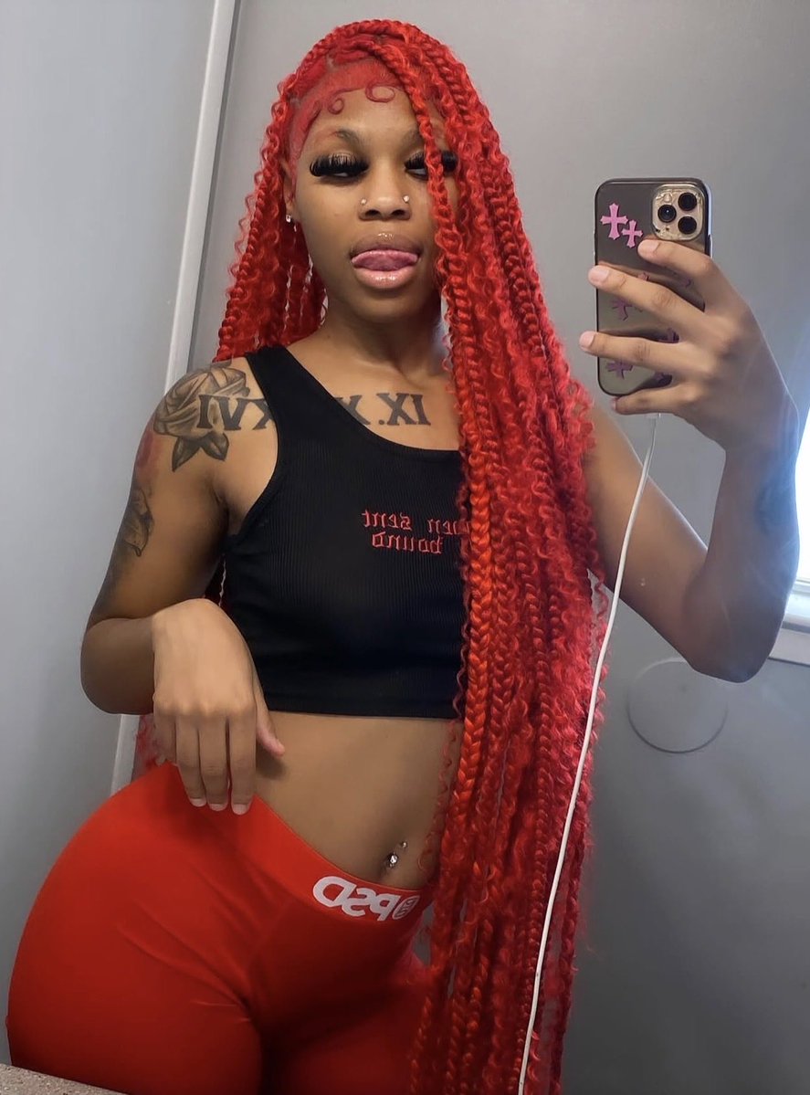 msmarshayyy1's tweet photo. Yo favorite red head . https://t.co/R6mtYJTuMx