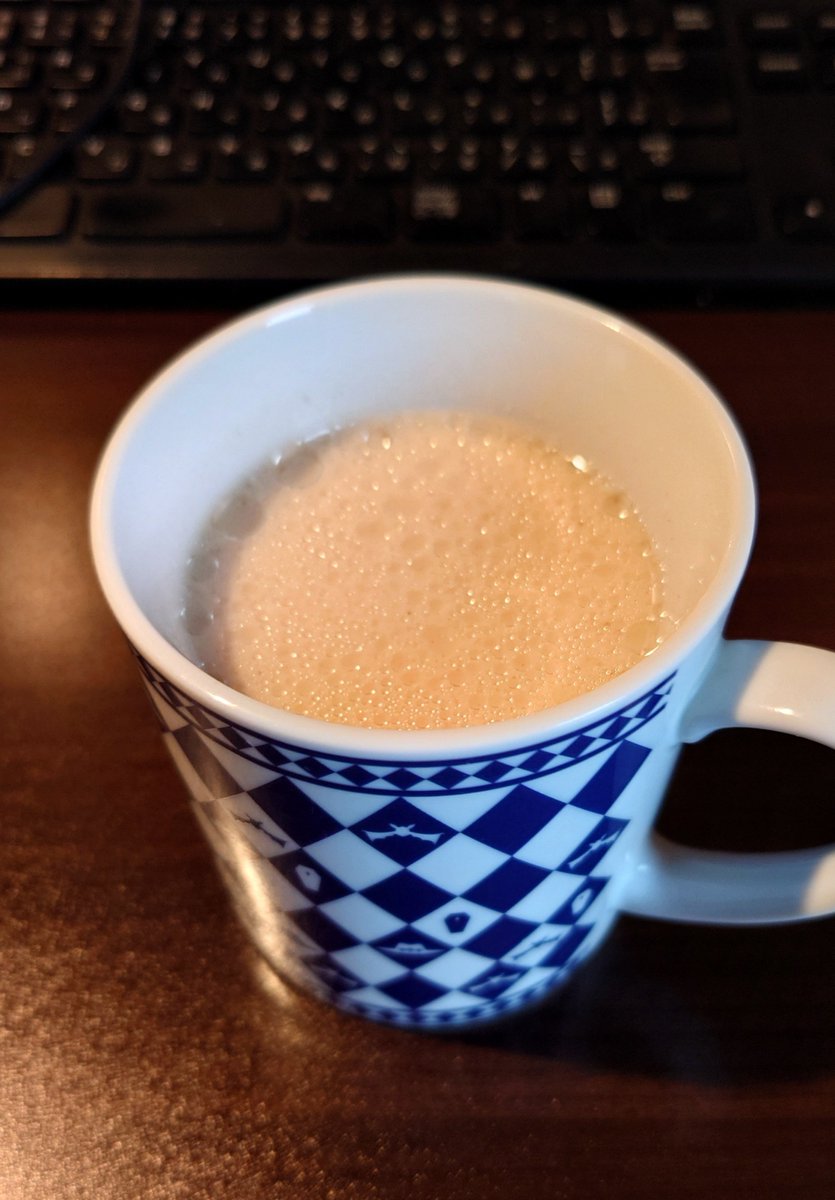 nekogaurusai's tweet photo. スープがおいしい麺系、汁ほとんど残すのもったいないかな〜ておもて飲んでいるおいしい https://t.co/La9BIKoK5n