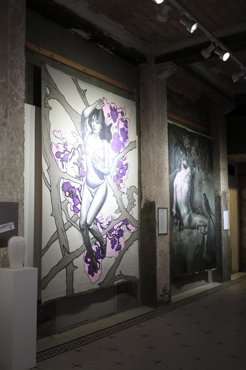 ConsulMexDou's tweet photo. La poesía sonorense cobra vida en Douglas con “Yoremito”, exposición inspirada en la obra de Abigael Bohórquez. Agradecemos al Binational Arts Institute y a la Universidad de Sonora por su valiosa colaboración. 📍Consulado de México en Douglas | Hasta el 31 de octubre. #IMME https://t.co/L7oqN3ZtGo