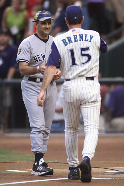 GoldyHappens's tweet photo. Some more Getty Images photos of Game 1 of the 2001 World Series https://t.co/11myiTJ1WM