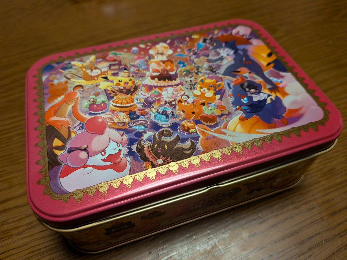 fukujion's tweet photo. とりあえず毎年ハロウィンのカンカンは買うようにしてるんだけど、今年のえらい小さくてびっくり！ https://t.co/Drhuccwfu6