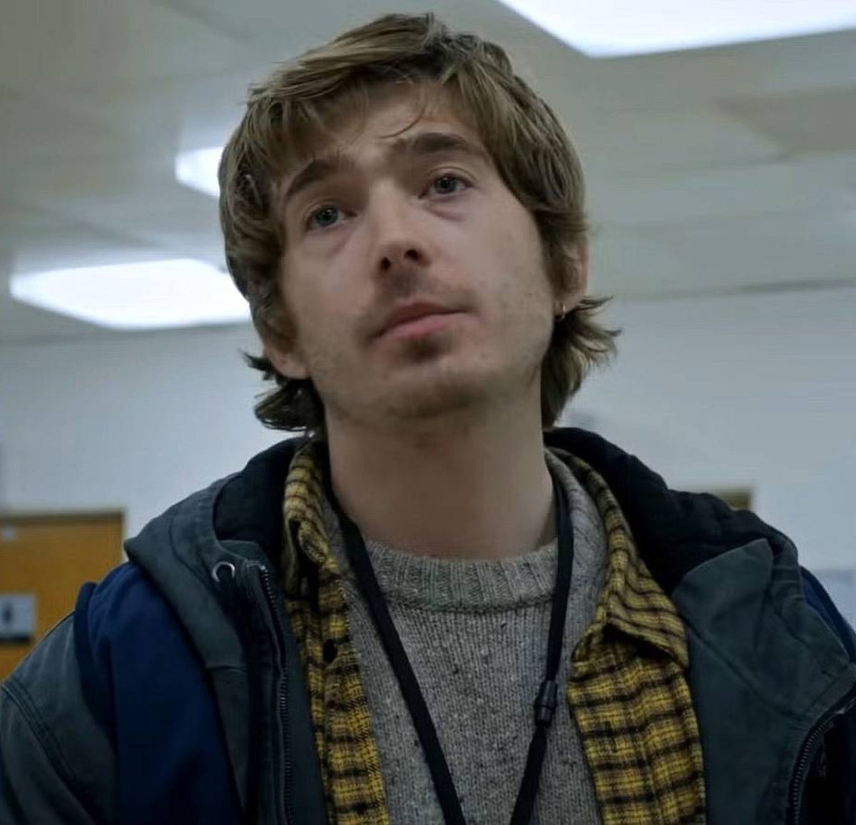 FNaF4DBD's tweet photo. Listen, im not trying to say Josh Hutcherson is doing a bad job; i really love his work in the FNaF films.

I just wanna say that i think Austin Abrams would play Mike Schmidt/Afton pretty damn well https://t.co/yGu5L5wQbb
