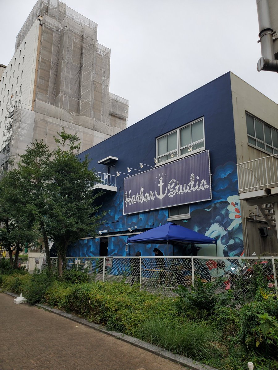 Falathlorn's tweet photo. Somehow managed to get myself to Kobe. Got the shirt. Might check out the aquarium nearby. https://t.co/qfZCapPMLt