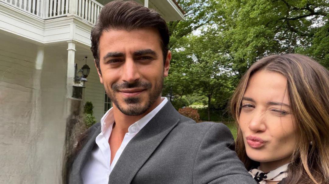 drama580932's tweet photo. Only emsu 🤫#arafra #EminGünenç #IlsuDemirçi https://t.co/u6l7VbzVPZ