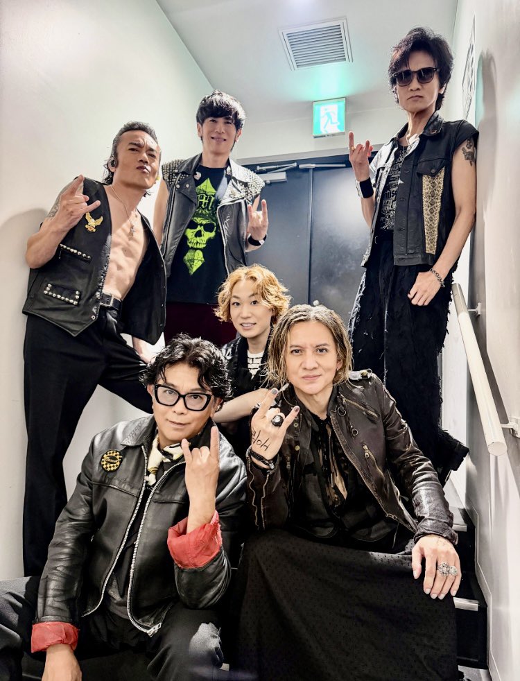 aoyama_hideki's tweet photo. Rockon Social Club 🤘
Tour 2026  WARRIORS！
豊洲 PIT &amp;仙台GIGS 2days!
皆さまありがとうございました〜✨
3日連続とハードでしたが、大丈夫でした！
GIGSの皆様のおもてなしに感謝！
似顔絵がステキ🤣
お次は大阪でお待ちしております‼️ https://t.co/9Smq4VF0hH