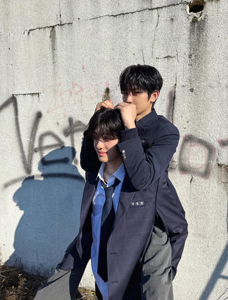 58luckyclover's tweet photo. ニャンケンズ数ヶ月だけ同い年になる期間あるの良いな... https://t.co/4crZB6YXju