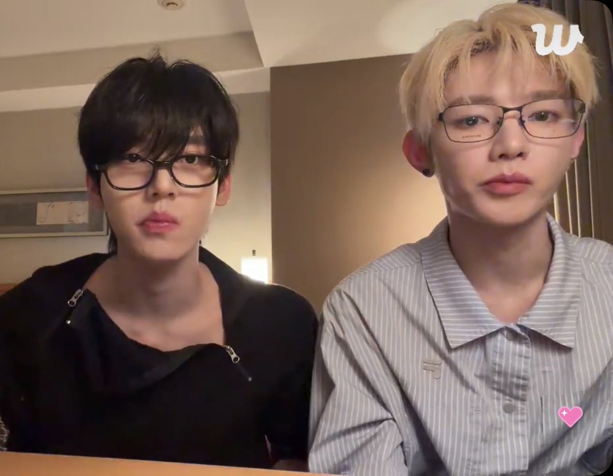 _Woong_7's tweet photo. 왤케 웄기지 https://t.co/9uYzNcn06E