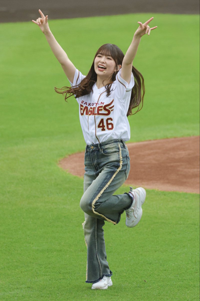 denaken1112's tweet photo. 2026.9.19 楽天モバイル最強パーク宮城

パシフィック・リーグに連れてって♪
あーやの笑顔は本当に癒される！

#RakutenEagles
#乃木坂46
#乃木坂野球部
#小川彩 https://t.co/n8Kw1ZhxPZ