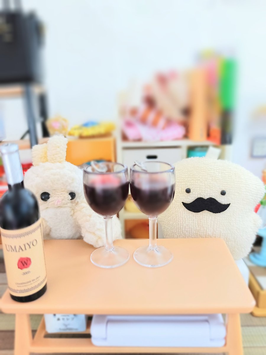 mukimukifuwaa's tweet photo. ワインいただきますの～✨️🍷🎩

@mofuinuさん #ワインの日 https://t.co/8O2aVV2nbL