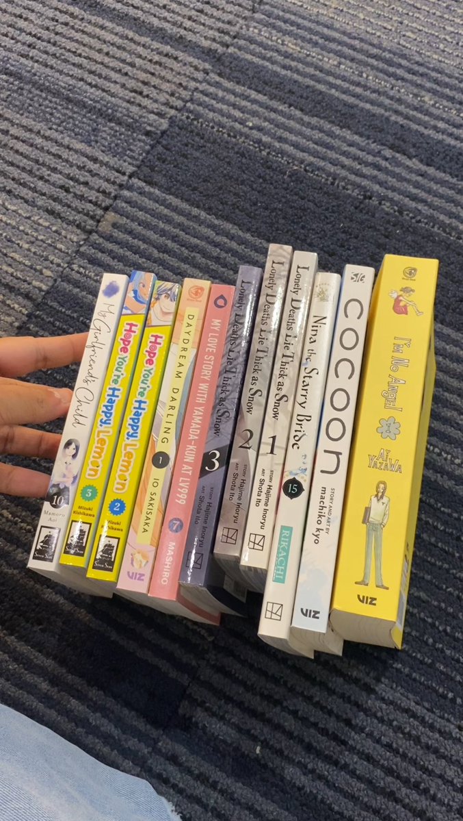 1qxyusui's tweet photo. @_FullyBooked mibf haul 🙆🏻‍♀️❤️📚 https://t.co/k9kmXFD2nt