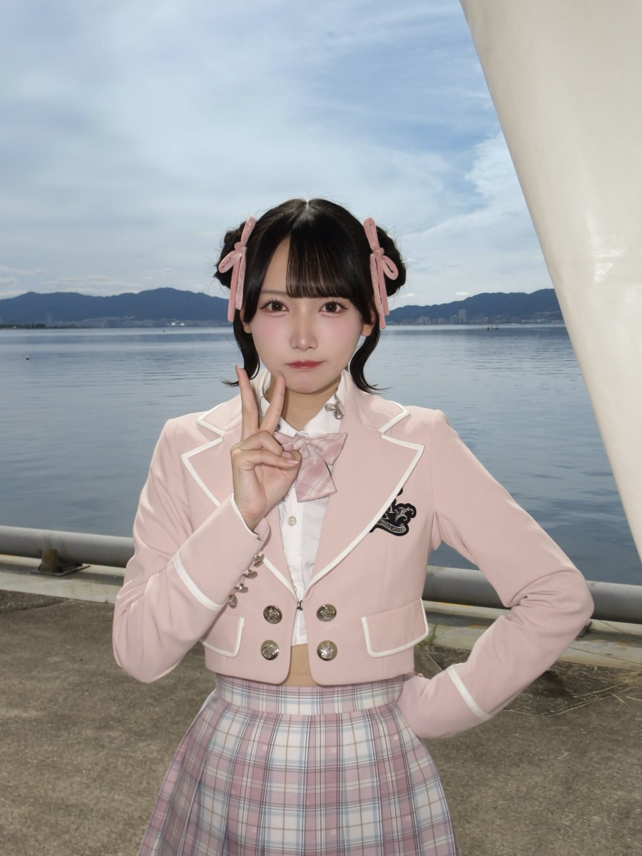 suzuki_hitomi_'s tweet photo. #フェストイナズマ
ありがとうございました💎⚡️

とっても広い会場でみなさんと熱くなれて、最高な時間でした🔥
まだまだ夏感じれてうれしい〜‼︎

琵琶湖といっぱい写真撮ったよ👶🏻
初めましてだった方も、またお会いできますように…‼︎💭 https://t.co/B11tnnqfd7