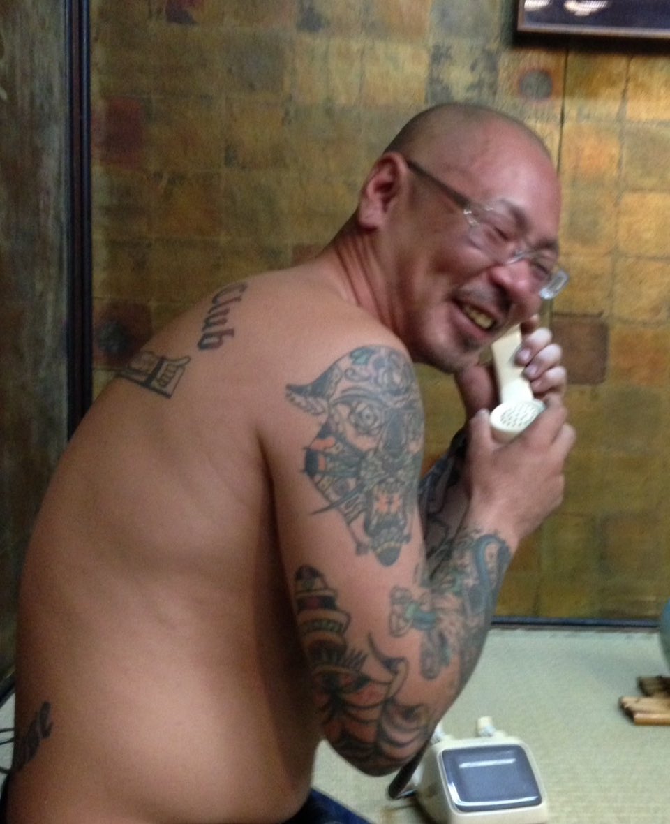 MAXXROONEY's tweet photo. 主治医からお願いがありました

現在 梅川の精神状態を落ち着かせるために、精神科の先生の診察を受け、新たに薬の調整が行われている状況です。
連日沢山面会に来てくださり、梅川自身も皆さんに会えることを喜んでいると思います。
そして順調に回復しております。

つづく https://t.co/jL1CbZLScr