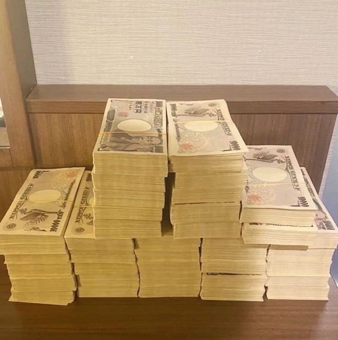 3yshp's tweet photo. 1ヶ月の生活費にいくら必要ですか？
① 50万円
② 100万円
③ 200万円
④ 300万円
返信またはDMで正直な意見を教えてください🫶🏻
皆さんの回答を知りたいです！ https://t.co/OjkxYW3kqt