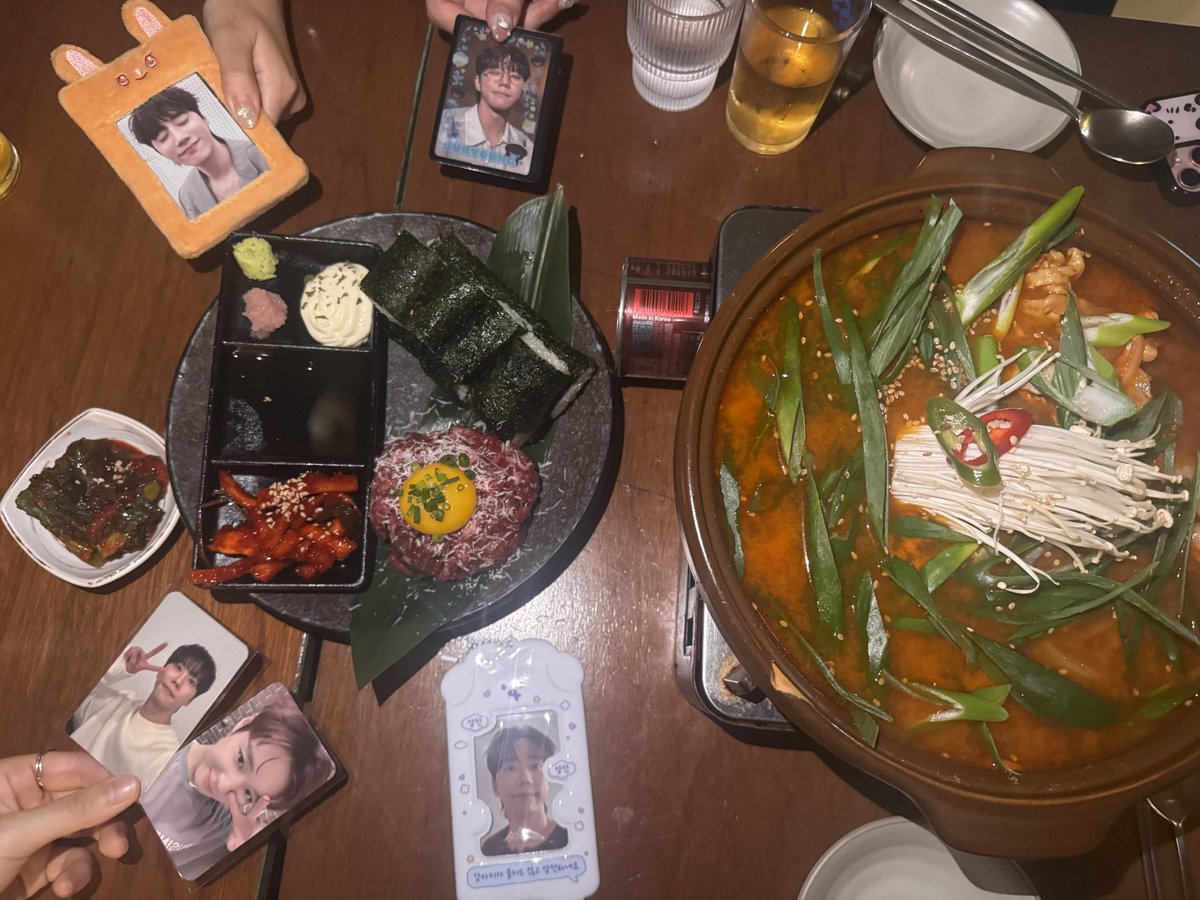 namla122t's tweet photo. 일요일 밤을 즐기자🤤💖 https://t.co/MeQYNP0Ulw