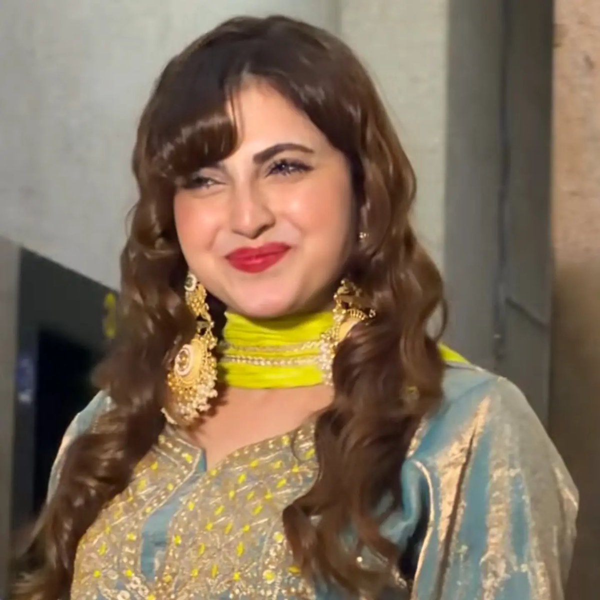 _Imeww's tweet photo. Aftr BB, peeps would troll her for being too thin..I admit, I was also Part of it when I was in the FD..Now they troll her for being chubby too..

Same goes for Katrina nd many other womens,, People always find Smthng to criticise abt a woman’s looks
Women, you are beautiful✨🩶 https://t.co/PFUPJMom6K