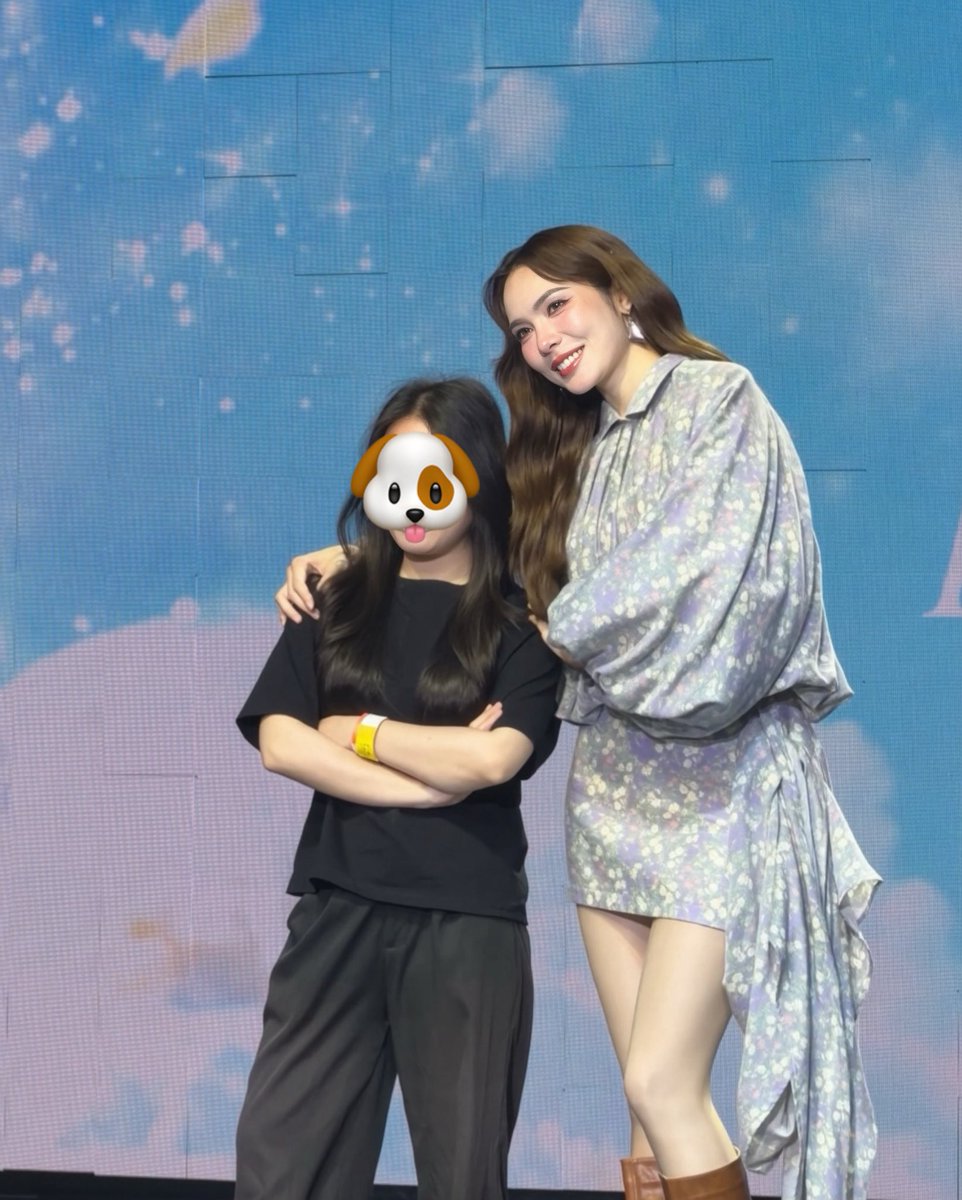 nnxnnxii's tweet photo. ชาล็อตชอบบอกว่าตัวกะเปี๊ยกเดียว อื้อ ก็ตุวกะเปี๊ยกจริง 🤧 https://t.co/g8cYREM1SQ