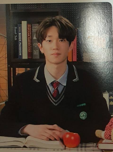 PwotaeTheo's tweet photo. Choi taeyang who rarely smiles in pictures even since he was a kid yet he says his life has always been happy 🥹 https://t.co/vHtfz69u8J