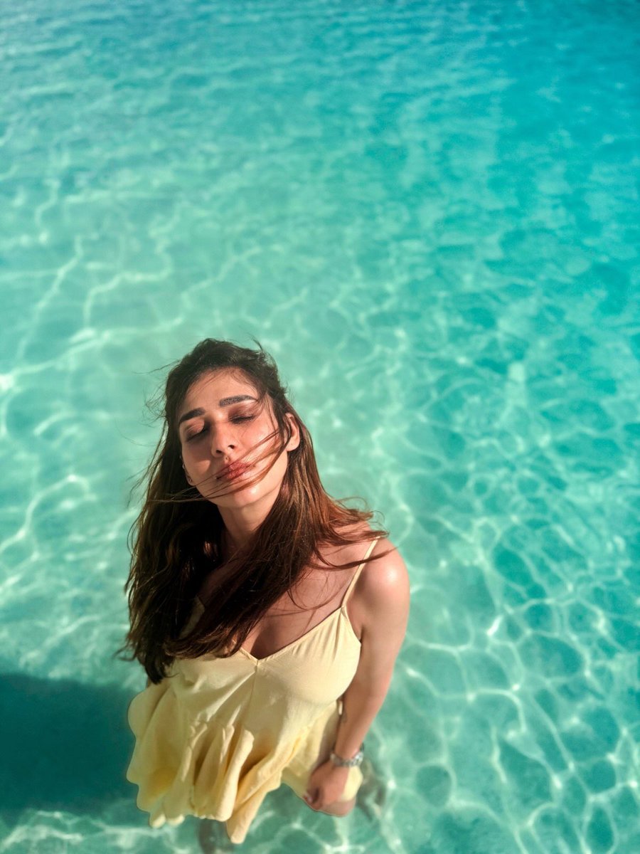 NayantharaU's tweet photo. 💛 🇲🇻 https://t.co/Mnx7zV2W9o