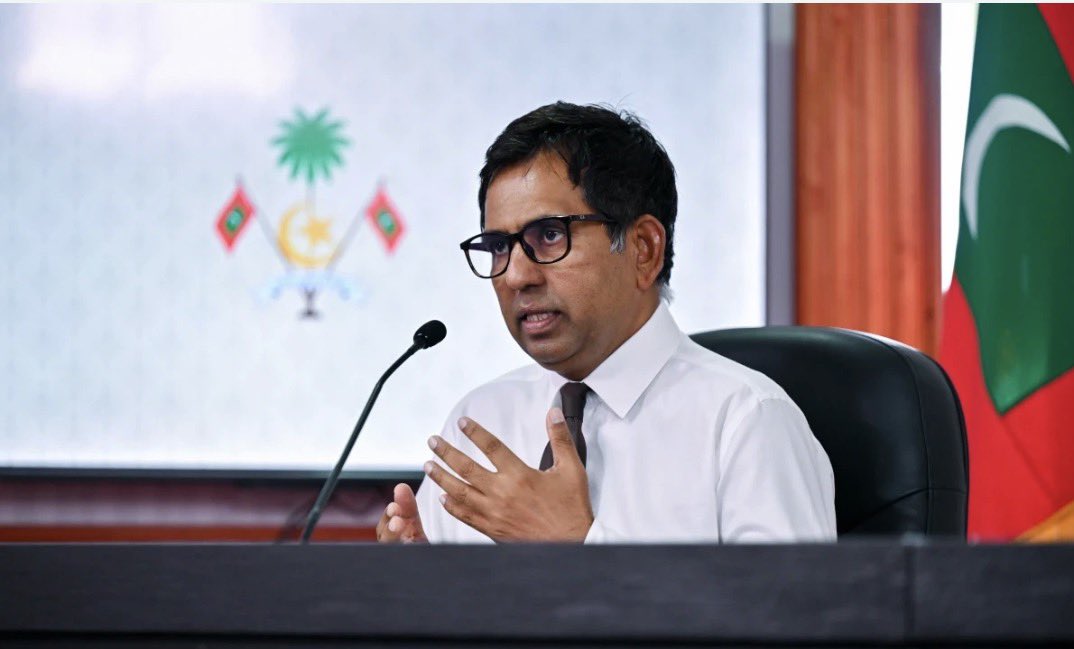 Humandust___'s tweet photo. Minister of Economic Development, Transport and Trade @em_saeed has assured that the Maldives will overcome its current economic challenges, saying the Government's measures are already producing results.
#Muizzu2028 https://t.co/UIifs9GF4Y