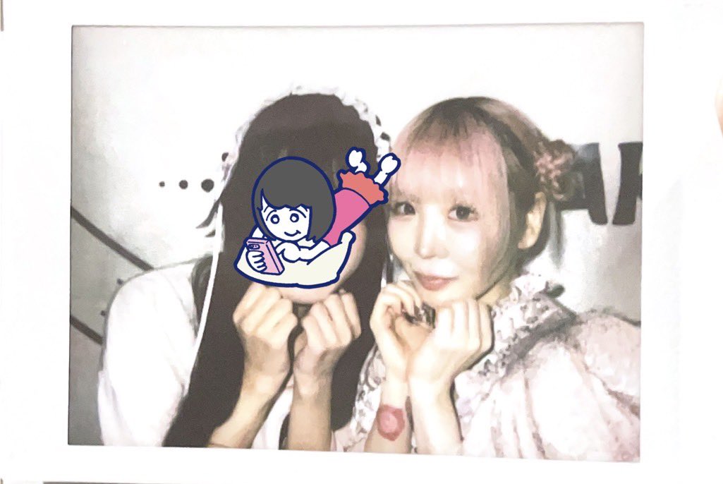tykbjo's tweet photo. 誰も私のことすきじゃない世界で、私のために光ってよ❤︎ https://t.co/trhLyREGbu