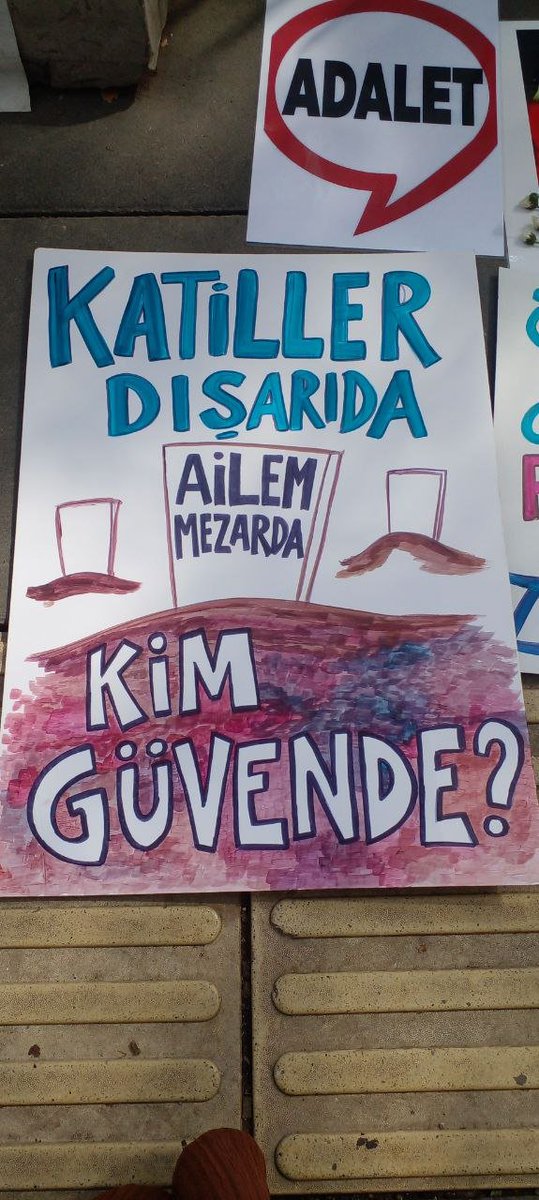 GazeteAlinteri5's tweet photo. ✅Adalet Peşinde Aileleri Platformu, depremin ardından yaşanan hak ihlallerine, cezasızlık politikalarına ve adalet arayışlarına dikkat çekmek üzere Adalet Bakanlığı önünde başlattığı Adalet Nöbeti'nin 10. gününde, yaşanan süreci kamuoyuyla paylaşıp taleplerini yineledi 👇 https://t.co/OucXBSgTV7